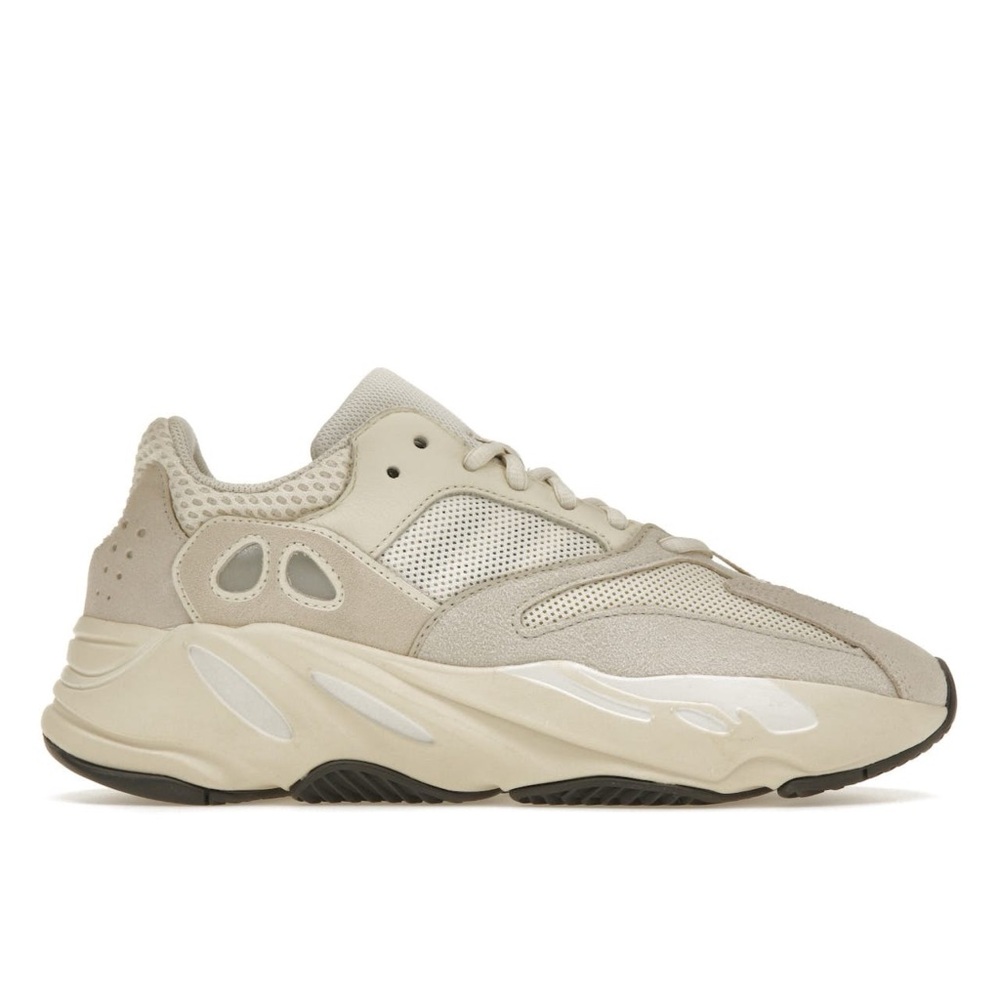 adidas Yeezy Boost 700 in Analog Cream White Grey Men’s Size 11